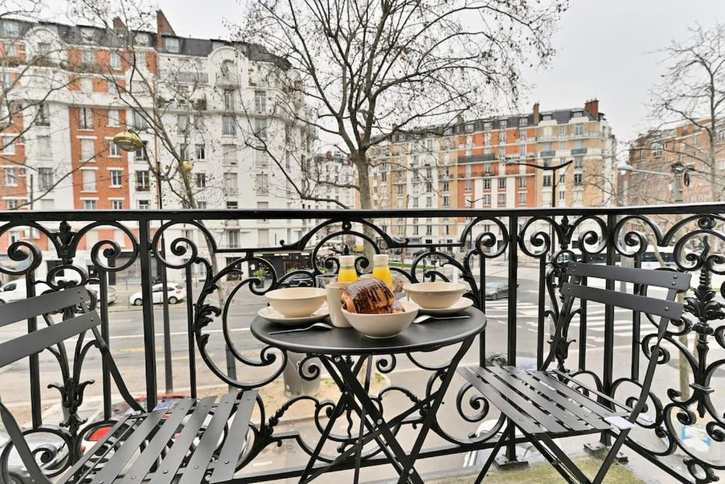 Appartement Proche Parc Monceau - III Paris Exterior photo